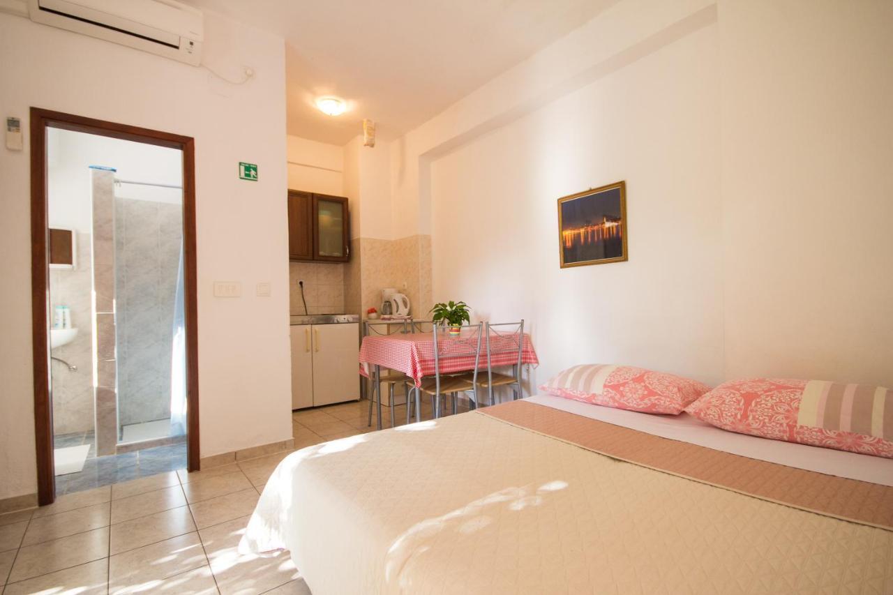 Novigrad Istria Villa Maria מראה חיצוני תמונה